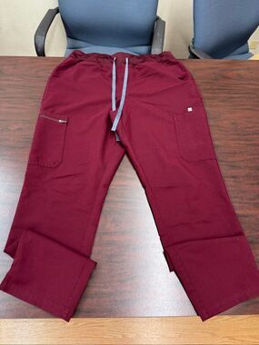 Figs Yola High-Rise Slim Burgundy Scrub Pants Size Large